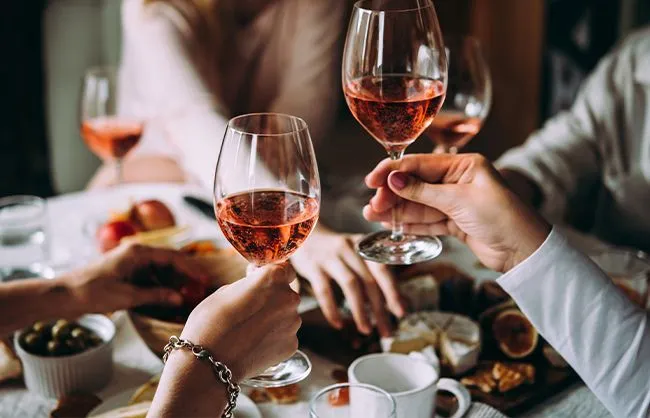 The Rise of Rosé: Why It’s Becoming a Lifestyle Trend in the UAE